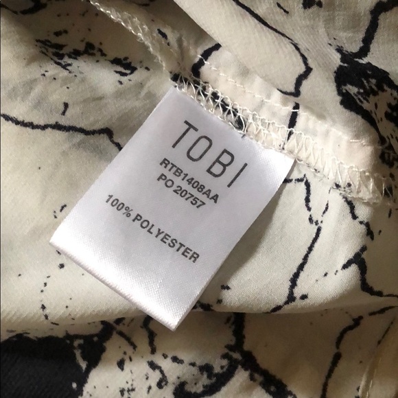 Marble Print Button Up Blouse - Picture 10 of 12